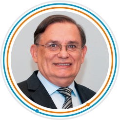 Dr. César Oliveira de Barros Leal